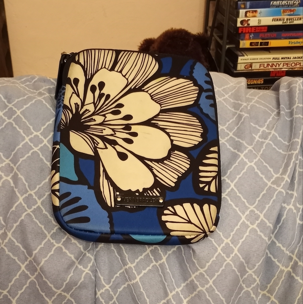 Vera Bradley, Blue Bayou, Neoprene iPad/Tablet Sleeve excellent condition